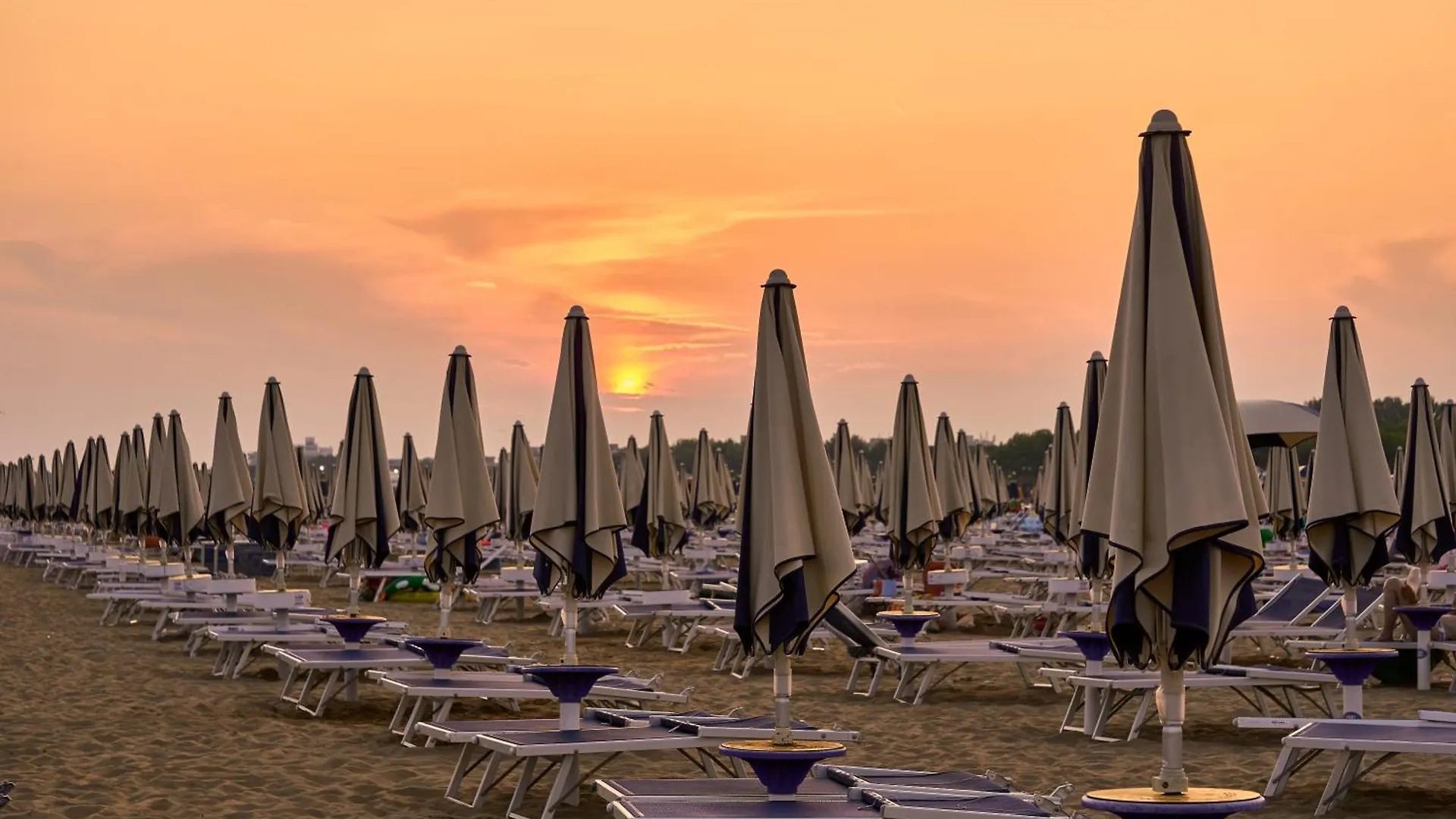 Apartment With Garden In Excellent Location - Beahost Bibione