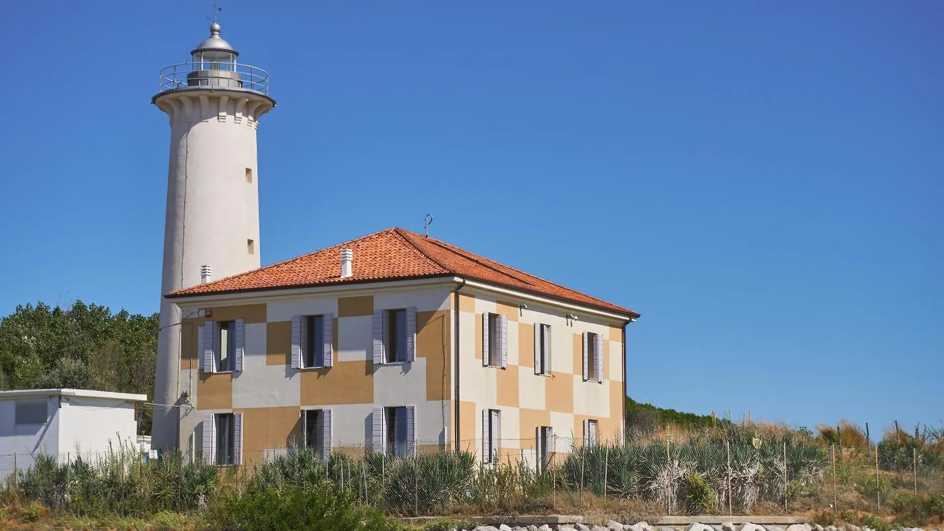 Apartment With Garden In Excellent Location - Beahost Bibione